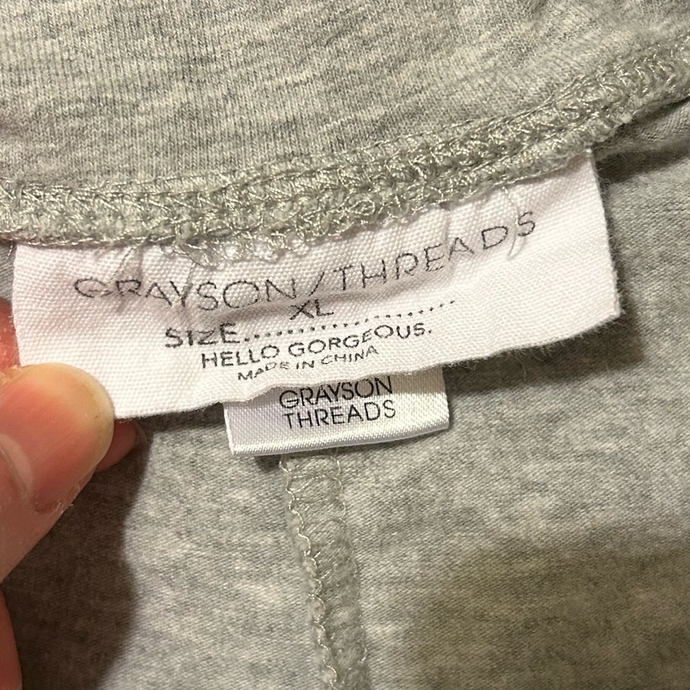 Grayson Threads Heather Gray Skort with Star Detail Size XL - Picture 5 of 6